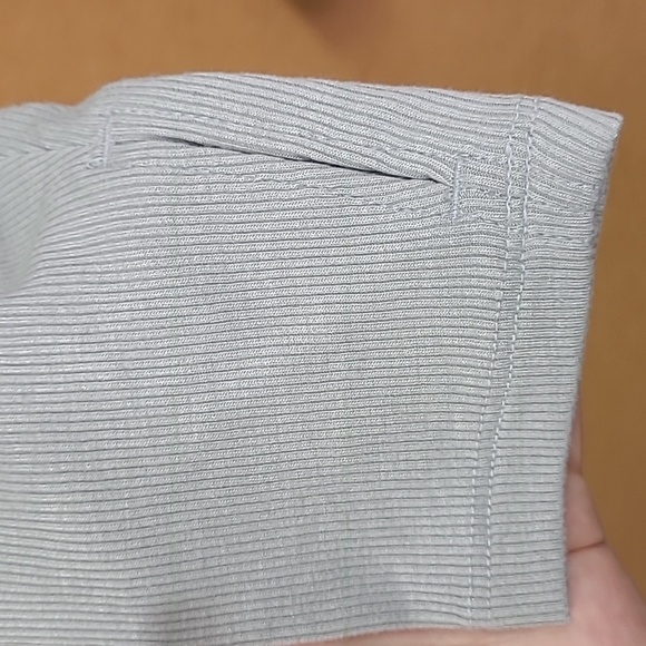 Old Navy Blue Grey Scoop Neck Ribbed Knit Longsleeve Top - Picture 4 of 9